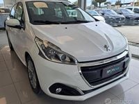 Usata Peugeot 208 Allure 74 CV (54 kW) 2018 Bianco Utilitaria