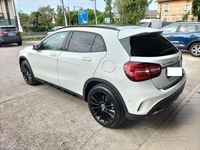 Usata Mercedes GLA200 Premium 137 CV (100 kW) 2019 Bianco SUV