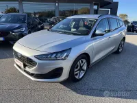 Usata Ford Focus 120 CV (88 kW) 2022 Grigio Station wagon