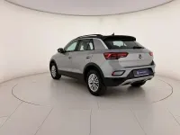 Usata VW T-Roc Life 116 CV (85 kW) 2025 Pyrit silver metallizzato nero SUV