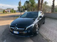 Usata Mercedes A180 Premium 109 CV (80 kW) 2017 Nero Utilitaria