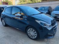 Usata Peugeot 208 74 CV (54 kW) 2018 Grigio Utilitaria