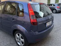 Usata Ford Fiesta Ghia 90 CV (66 kW) 2005 Utilitaria