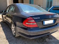 Usata Mercedes E270 177 CV (130 kW) 2005 Berlina