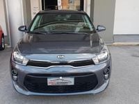 Usata Kia Rio 85 CV (62 kW) 2018 Grigio Berlina
