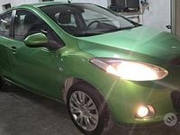 Usata Mazda 2 75 CV (55 kW) 2008 Verde Utilitaria