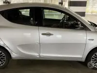 Usata Lancia Ypsilon Gold 69 CV (50 kW) 2016 Grigio Utilitaria