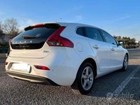 Usata Volvo V40 Momentum 115 CV (84 kW) 2013 Bianco Station wagon