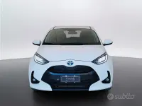 Usata Toyota Yaris Trend 92 CV (67 kW) 2022 Bianco Utilitaria