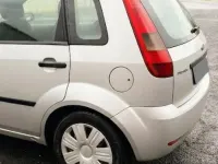 Usata Ford Fiesta 69 CV (50 kW) 2003 Grigio Utilitaria