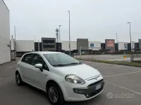 Usata Fiat Punto Evo Dynamic 65 CV (47 kW) 2010 Bianco Utilitaria