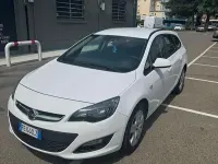 Usata Opel Astra Business 110 CV (80 kW) 2016 Station wagon