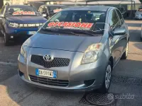 Usata Toyota Yaris 69 CV (50 kW) 2007 Grigio Utilitaria