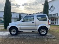 Second-hand Suzuki Jimny 86 CP (63 kW) 2007 Gri SUV