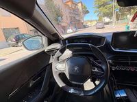 Usata Peugeot 208 GT-line 100 CV (73 kW) 2021 Bianco Utilitaria