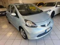 Usata Toyota Aygo Sol 68 CV (50 kW) 2005 Blu/azzurro Utilitaria