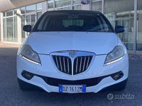 Begagnad Lancia Delta 120 HK (88 kW) 2010 Vit Halvkombi