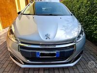 Usata Peugeot 208 Active 68 CV (50 kW) 2015 Grigio Utilitaria