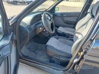 Usata Alfa Romeo 155 116 CV (85 kW) 1995 Blu Berlina