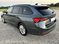 Usata Skoda Octavia Executive 116 CV (85 kW) 2020 Grigio Station wagon