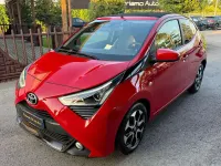 Usata Toyota Aygo X-play 72 CV (52 kW) 2021 Rosso Utilitaria