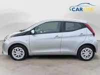 Usata Toyota Aygo X-cite 72 CV (52 kW) 2019 Argento Utilitaria