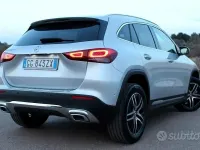 Usata Mercedes GLA200 150 CV (110 kW) 2021 Grigio SUV