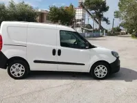 Usata Fiat Doblò Easy 101 CV (74 kW) 2022 Bianco Monovolume