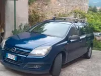 Usata Opel Astra 101 CV (74 kW) 2005 Blu Station wagon