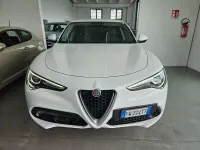 Usata Alfa Romeo Stelvio 209 CV (153 kW) 2019 Bianco SUV