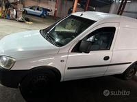 Usata Opel Combo 69 CV (50 kW) 2005 Bianco Monovolume