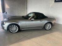 Usata Fiat 124 Spider Lusso 140 CV (102 kW) 2017 Grigio Cabrio