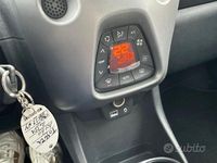 Usata Toyota Aygo X-cite 72 CV (52 kW) 2019 Rosso Utilitaria