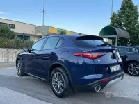 Usata Alfa Romeo Stelvio Business 190 CV (139 kW) 2019 Bluazzurro SUV