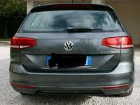 Usata VW Passat 150 CV (110 kW) 2016 Grigio Station wagon
