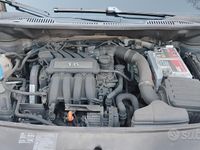 Usata VW Touran Conceptline 102 CV (75 kW) 2008 Nero Monovolume