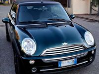 Usata Mini Cooper Cabriolet 120 CV (88 kW) 2009 Verde Cabrio