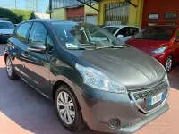 Usata Peugeot 208 Allure 68 CV (50 kW) 2013 Grigio Utilitaria