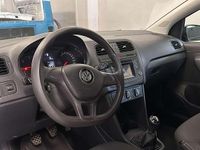 Usata VW Polo Trendline 75 CV (55 kW) 2015 Grigio Berlina