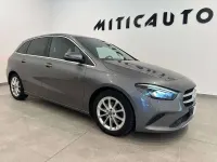 Usata Mercedes B200 150 CV (110 kW) 2019 Grigio Utilitaria