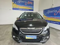 Usata Peugeot 2008 Allure 99 CV (72 kW) 2016 Nero SUV