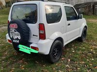 Usata Suzuki Jimny 85 CV (62 kW) 2015 Bianco SUV