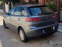 Usata Seat Ibiza 75 CV (55 kW) 2003 Grigio Utilitaria