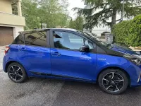 Usata Toyota Yaris Hybrid Edition 73 CV (53 kW) 2018 Blu/azzurro Berlina