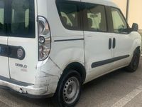 usata Fiat Doblò 1.6 diesel 77KW 5 posti autocarro