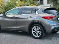 Usata Infiniti Q30 Business Executive 109 CV (80 kW) 2017 Grigio Monovolume