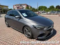 Usata Mercedes A180 AMG Line Premium 116 CV (85 kW) 2022 Grigio Monovolume