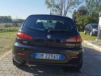 Usata Alfa Romeo 147 120 CV (88 kW) 2008 Nero Utilitaria