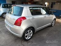 Usata Suzuki Swift 92 CV (67 kW) 2006 Grigio Utilitaria