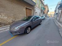 Usata Lancia Delta 120 CV (88 kW) 2011 Grigio Utilitaria